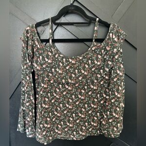 French Grey, Size S, Green Floral Flowy Long Sleeve